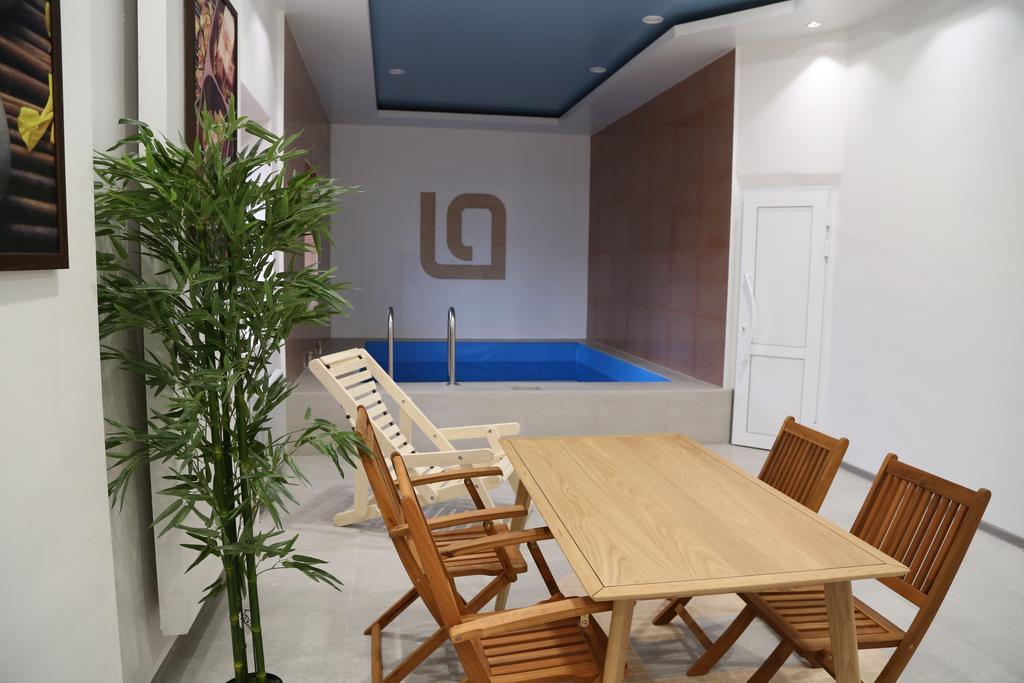 Lacasa Hotel Атирау Екстер'єр фото